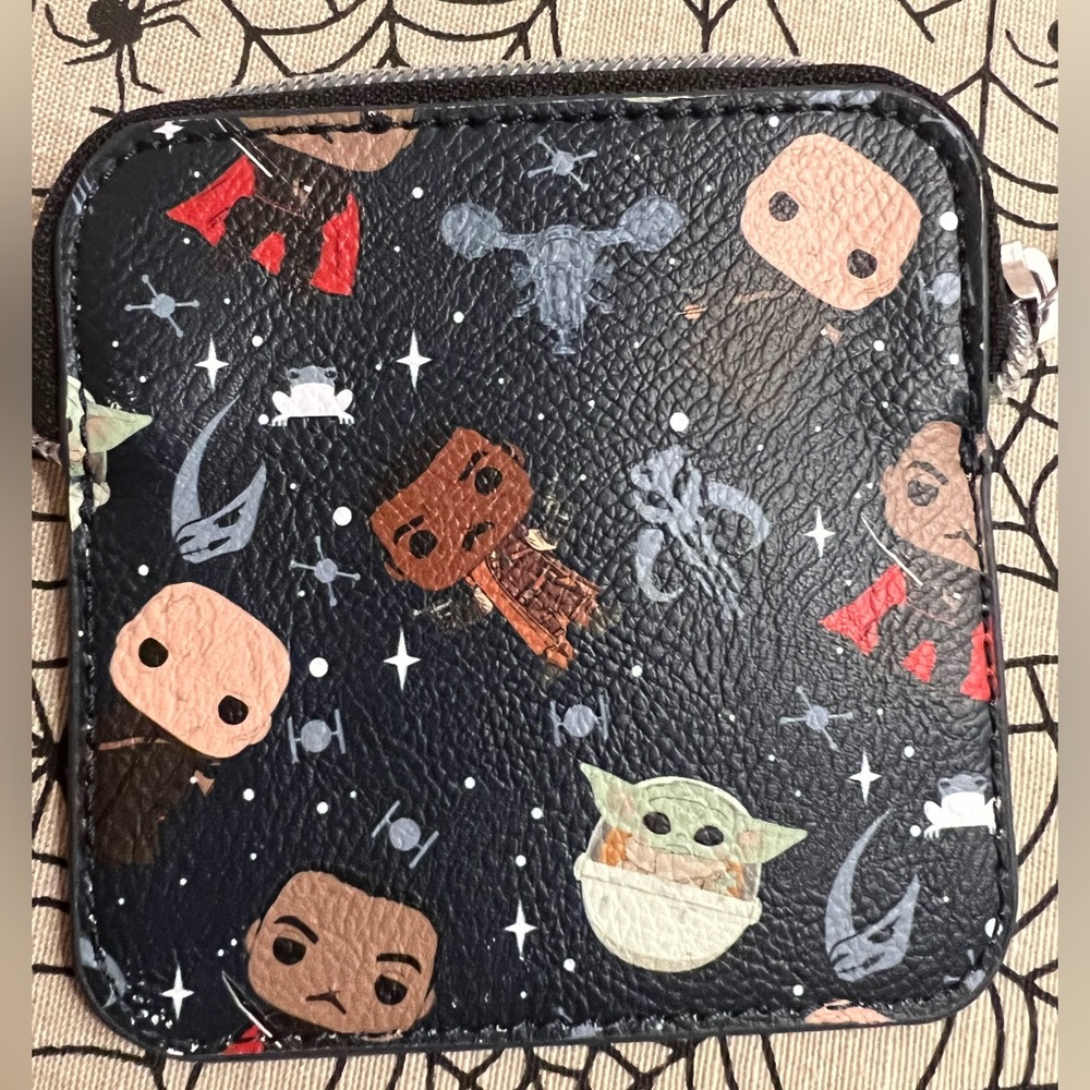 FUNKO POP STAR WARS COIN WALLET / PURSE - MANDALORIAN DISNEY - Picture 4 of 9